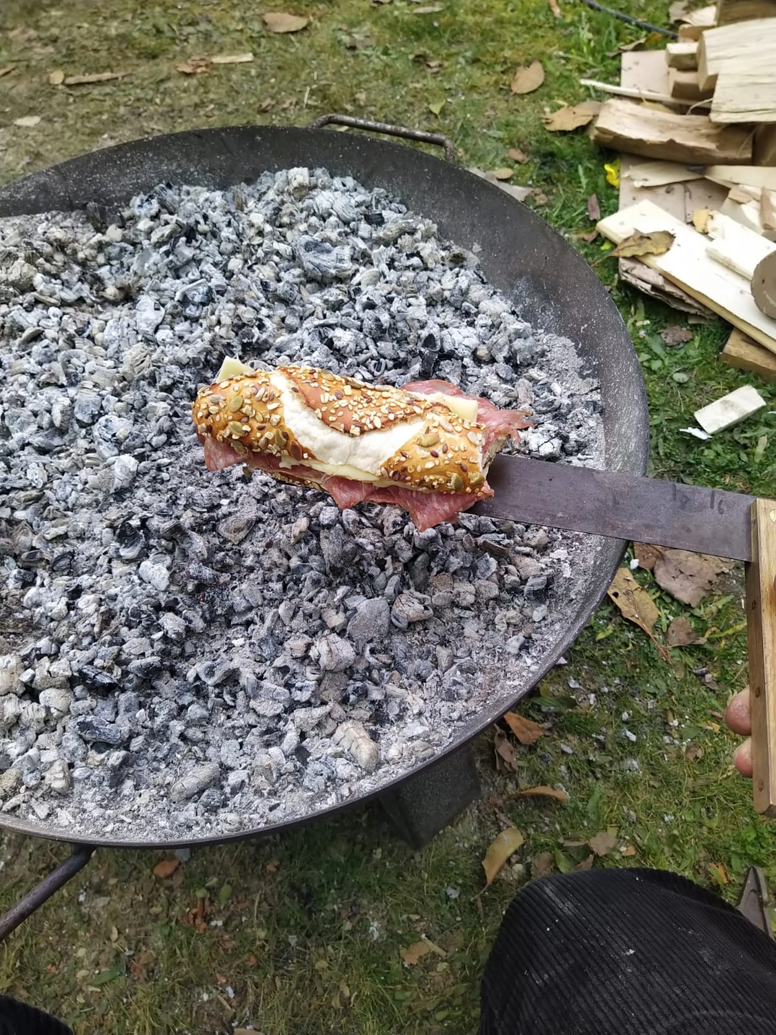 Wetter-Gebäudeschutz - Renovierungsarbeiten - Außenarbeit Gartenhaus