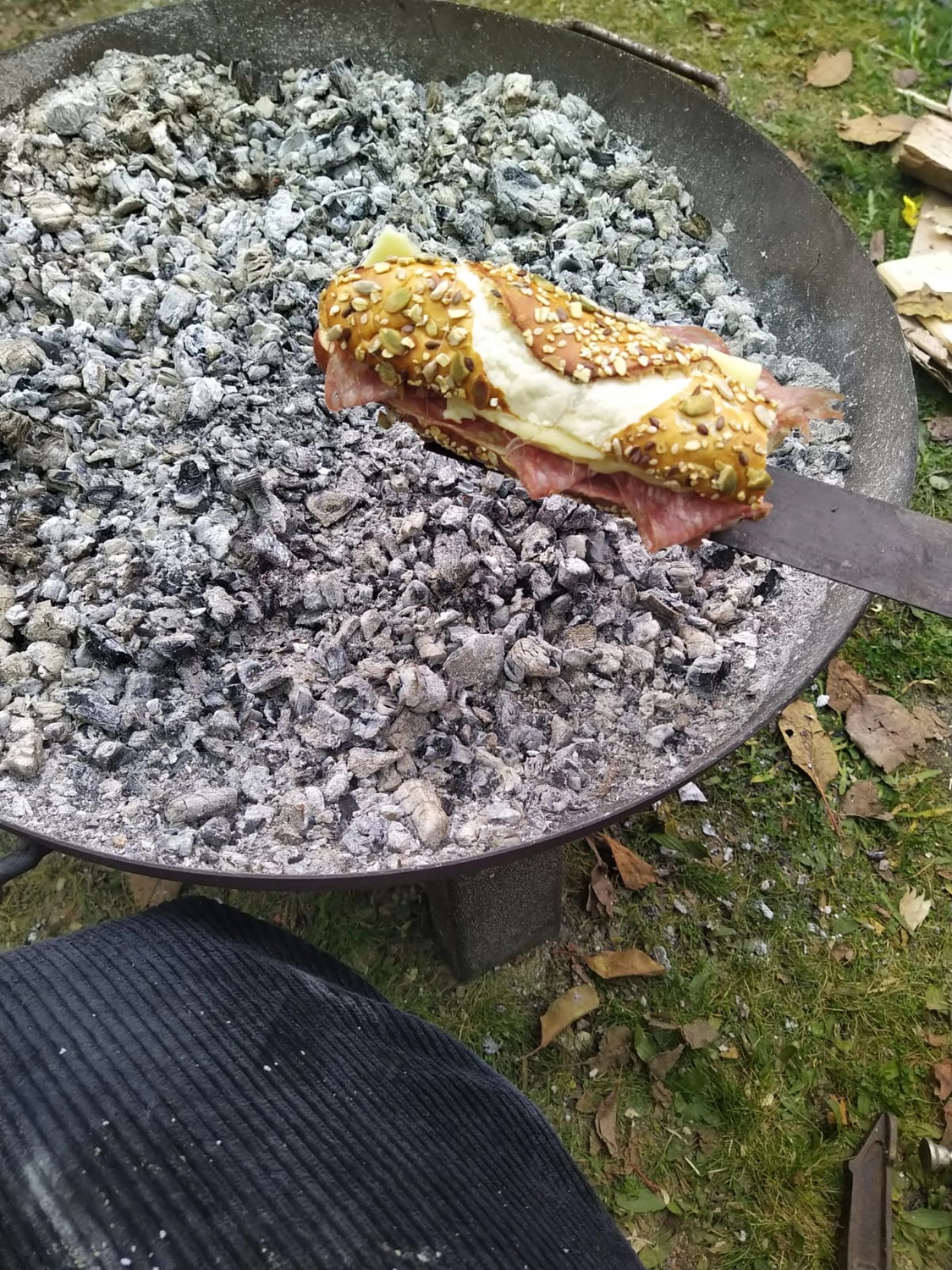 Wetter-Gebäudeschutz - Renovierungsarbeiten - Außenarbeit Gartenhaus