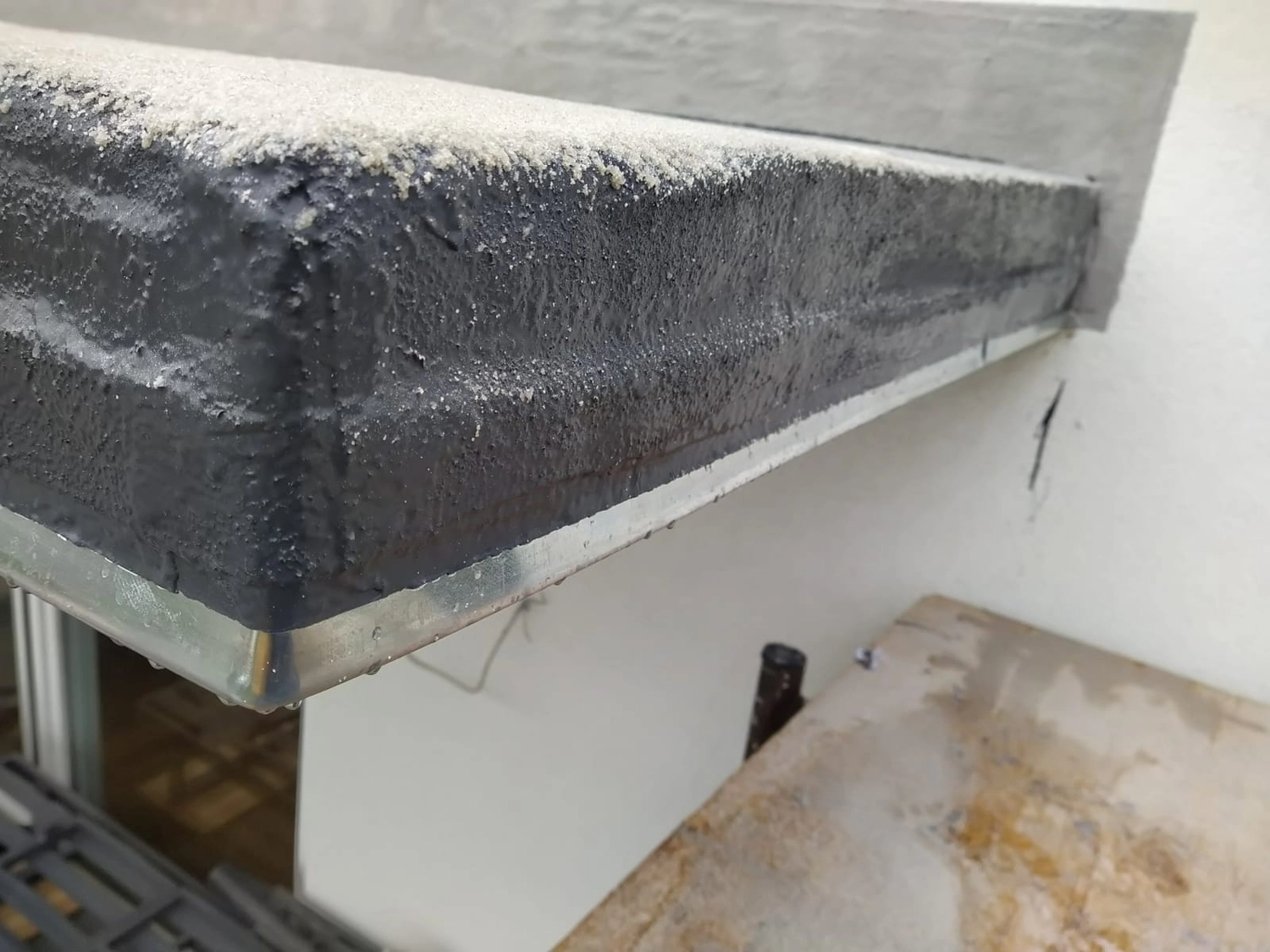 Wetter-Gebäudeschutz, Terrassenbau, Sanierungen, Außenanlagen, Gartengestaltung, Rückbau & Neugestaltung, Zaunbau Lärche, Einbauschrank, Hochbett, Handlauf, Dachsanierung, Baumspielhaus, Sebastian Kirsch, Handwerk 