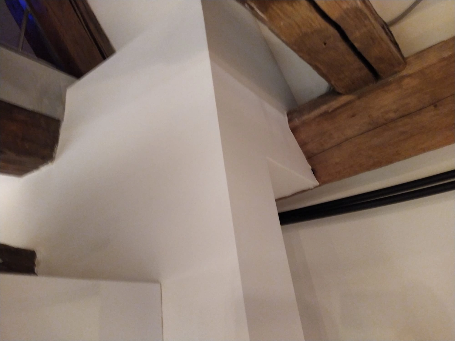 Wetter-Gebäudeschutz, Terrassenbau, Sanierungen, Außenanlagen, Gartengestaltung, Rückbau & Neugestaltung, Zaunbau Lärche, Einbauschrank, Hochbett, Handlauf, Dachsanierung, Baumspielhaus, Sebastian Kirsch, Handwerk