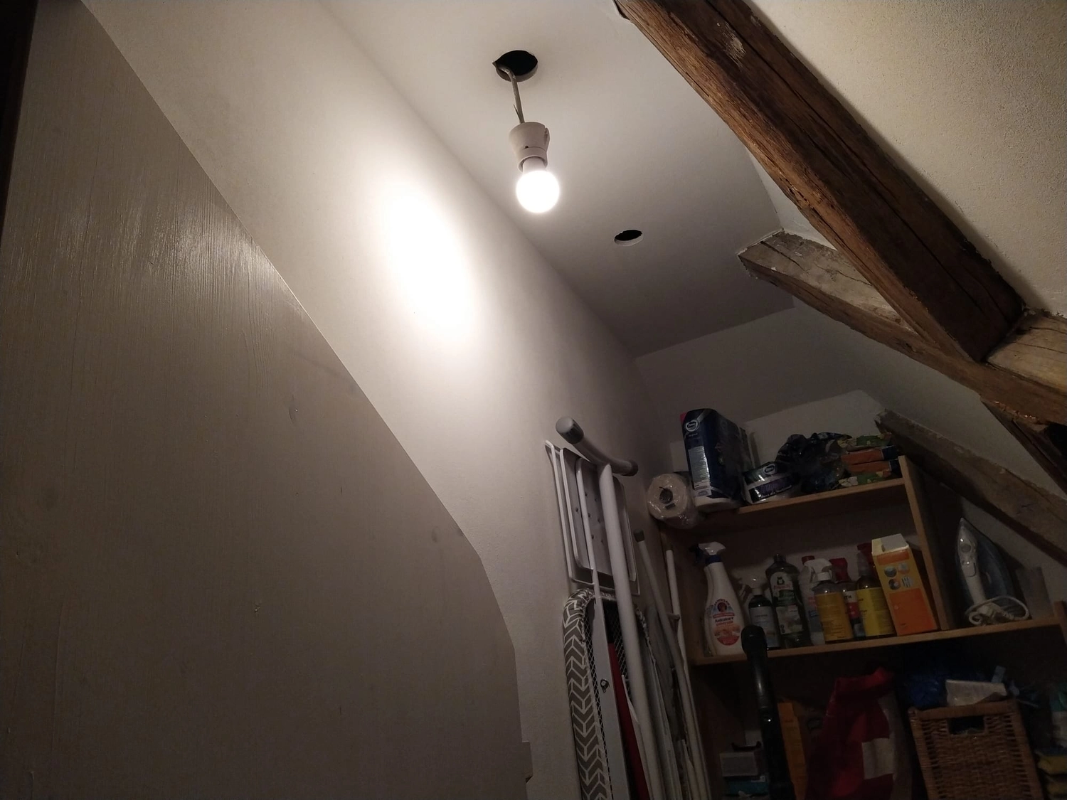 Wetter-Gebäudeschutz, Terrassenbau, Sanierungen, Außenanlagen, Gartengestaltung, Rückbau & Neugestaltung, Zaunbau Lärche, Einbauschrank, Hochbett, Handlauf, Dachsanierung, Baumspielhaus, Sebastian Kirsch, Handwerk