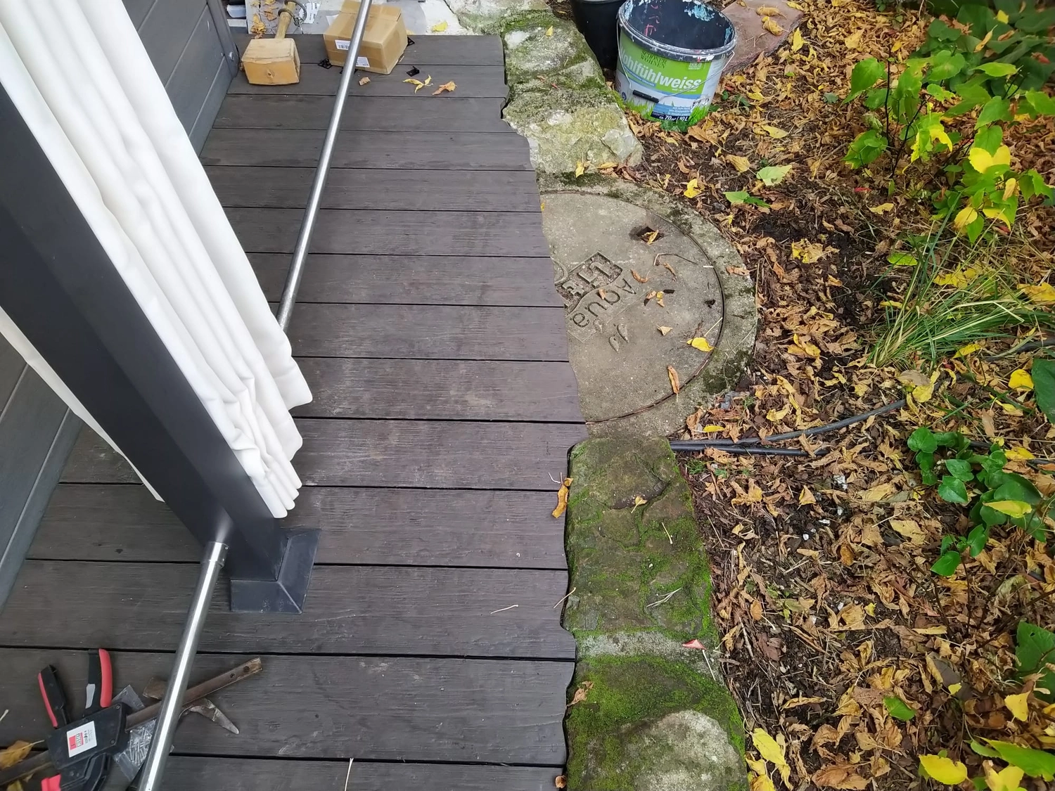 Wetter-Gebäudeschutz, Terrassenbau, Sanierungen, Außenanlagen, Gartengestaltung, Rückbau & Neugestaltung, Zaunbau Lärche, Einbauschrank, Hochbett, Handlauf, Dachsanierung, Baumspielhaus, Sebastian Kirsch, Handwerk 