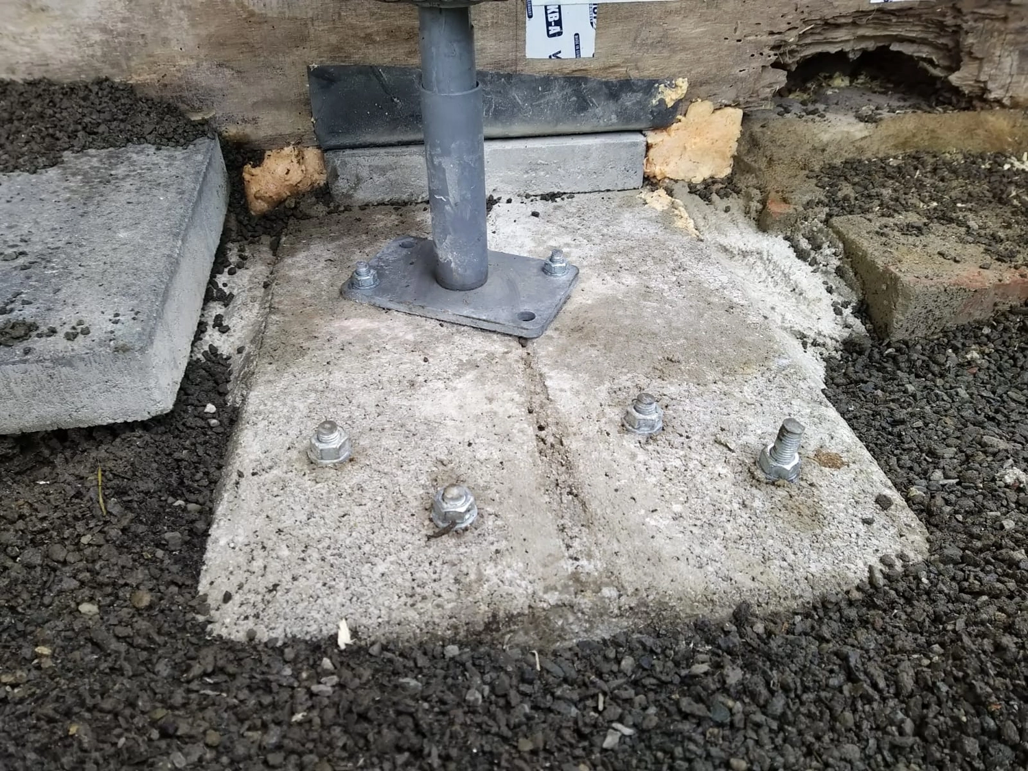 Wetter-Gebäudeschutz, Terrassenbau, Sanierungen, Außenanlagen, Gartengestaltung, Rückbau & Neugestaltung, Zaunbau Lärche, Einbauschrank, Hochbett, Handlauf, Dachsanierung, Baumspielhaus, Sebastian Kirsch, Handwerk 