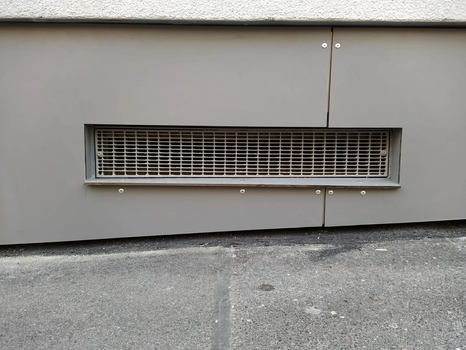 Wetter-Gebäudeschutz, Terrassenbau, Sanierungen, Außenanlagen, Gartengestaltung, Rückbau & Neugestaltung, Zaunbau Lärche, Einbauschrank, Hochbett, Handlauf, Dachsanierung, Baumspielhaus, Sebastian Kirsch, Handwerk 