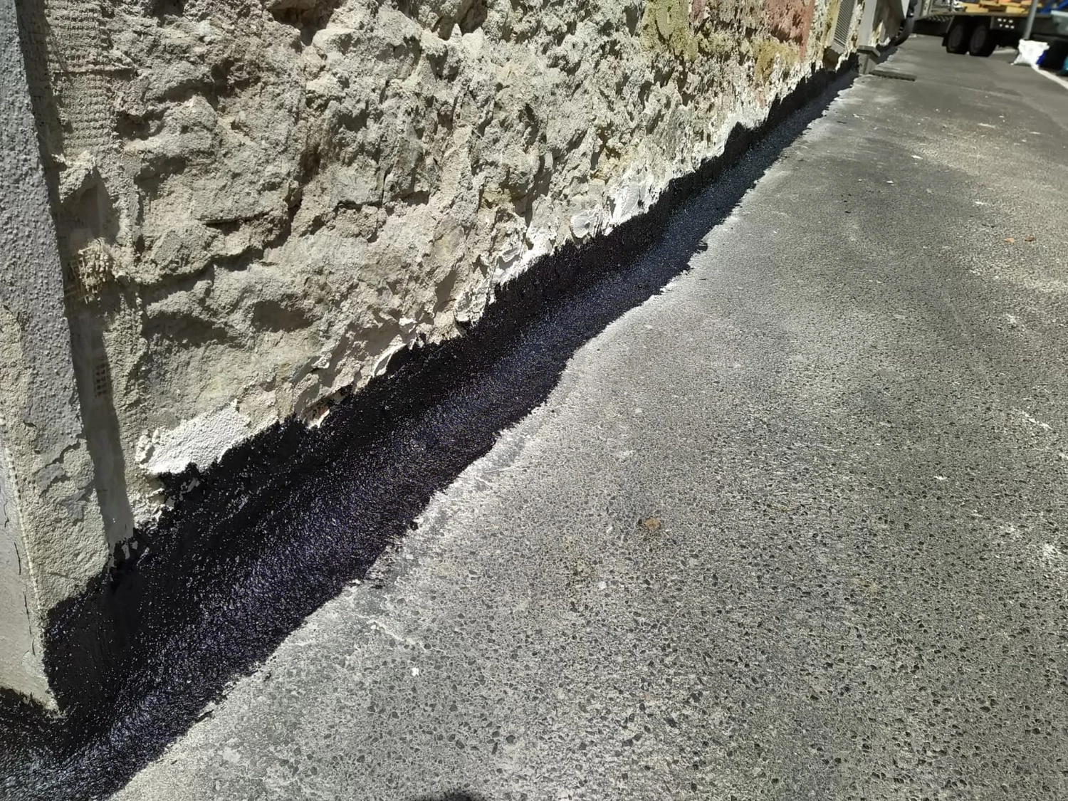 Wetter-Gebäudeschutz, Terrassenbau, Sanierungen, Außenanlagen, Gartengestaltung, Rückbau & Neugestaltung, Zaunbau Lärche, Einbauschrank, Hochbett, Handlauf, Dachsanierung, Baumspielhaus, Sebastian Kirsch, Handwerk 