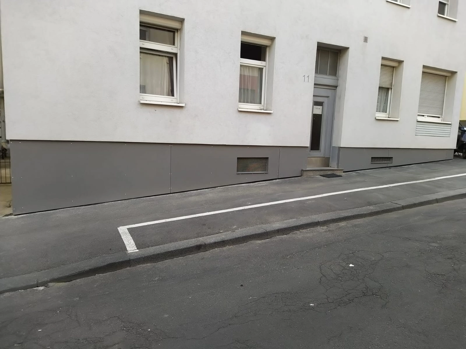 Wetter-Gebäudeschutz, Terrassenbau, Sanierungen, Außenanlagen, Gartengestaltung, Rückbau & Neugestaltung, Zaunbau Lärche, Einbauschrank, Hochbett, Handlauf, Dachsanierung, Baumspielhaus, Sebastian Kirsch, Handwerk 